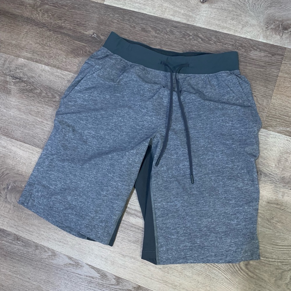 Lululemon mens shorts